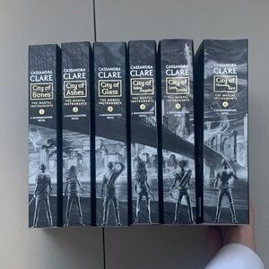 Cassandra Clare The Mortal Instrument Entire Book Series